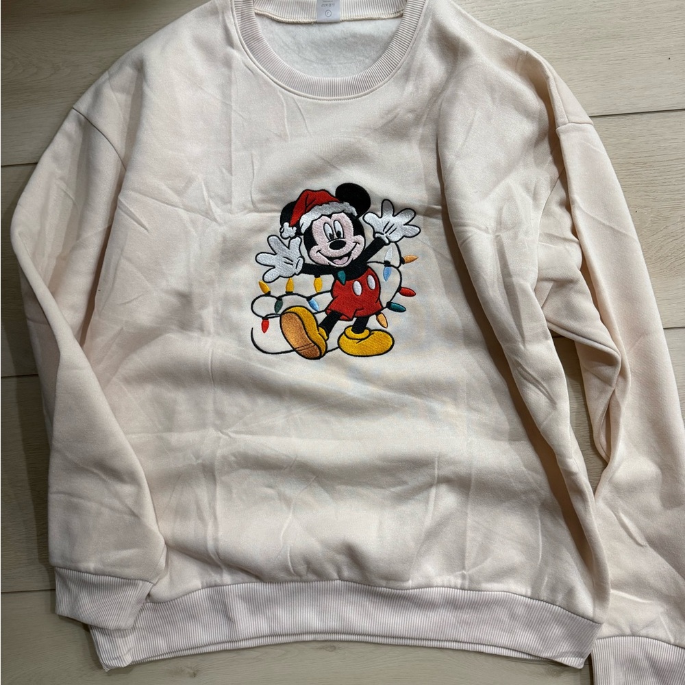 Cream Sweatshirt with Mickey Mouse Christmas Design